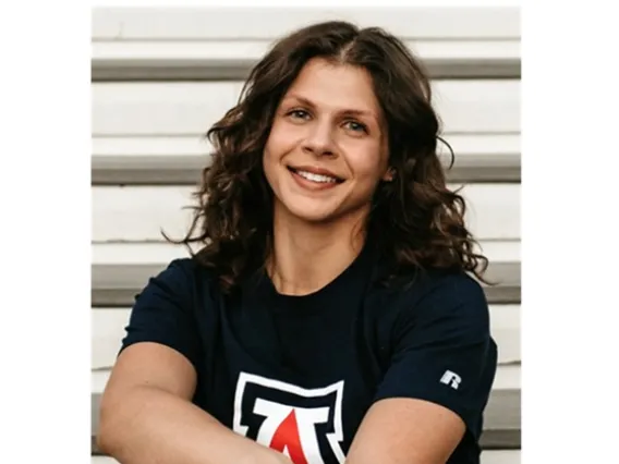 Erika Stark headshot