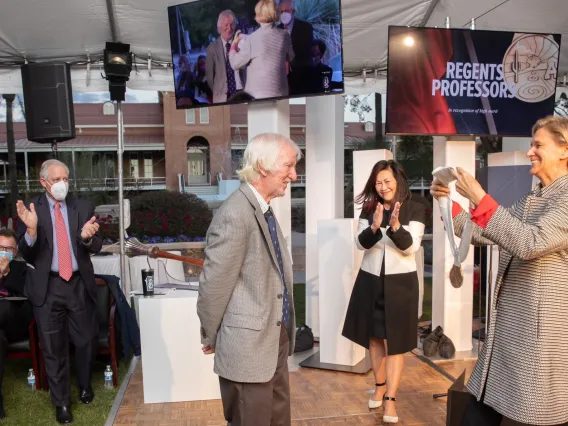 Dr. Ian Pepper being inducted as UArizona Regents Professor