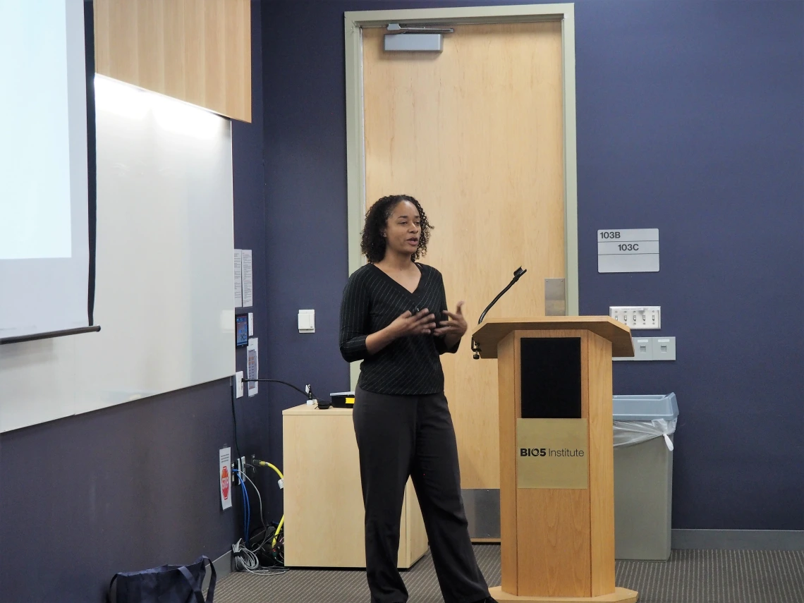 Dr. Luisa Ikner presents to KEYS interns at June 27 symposium.